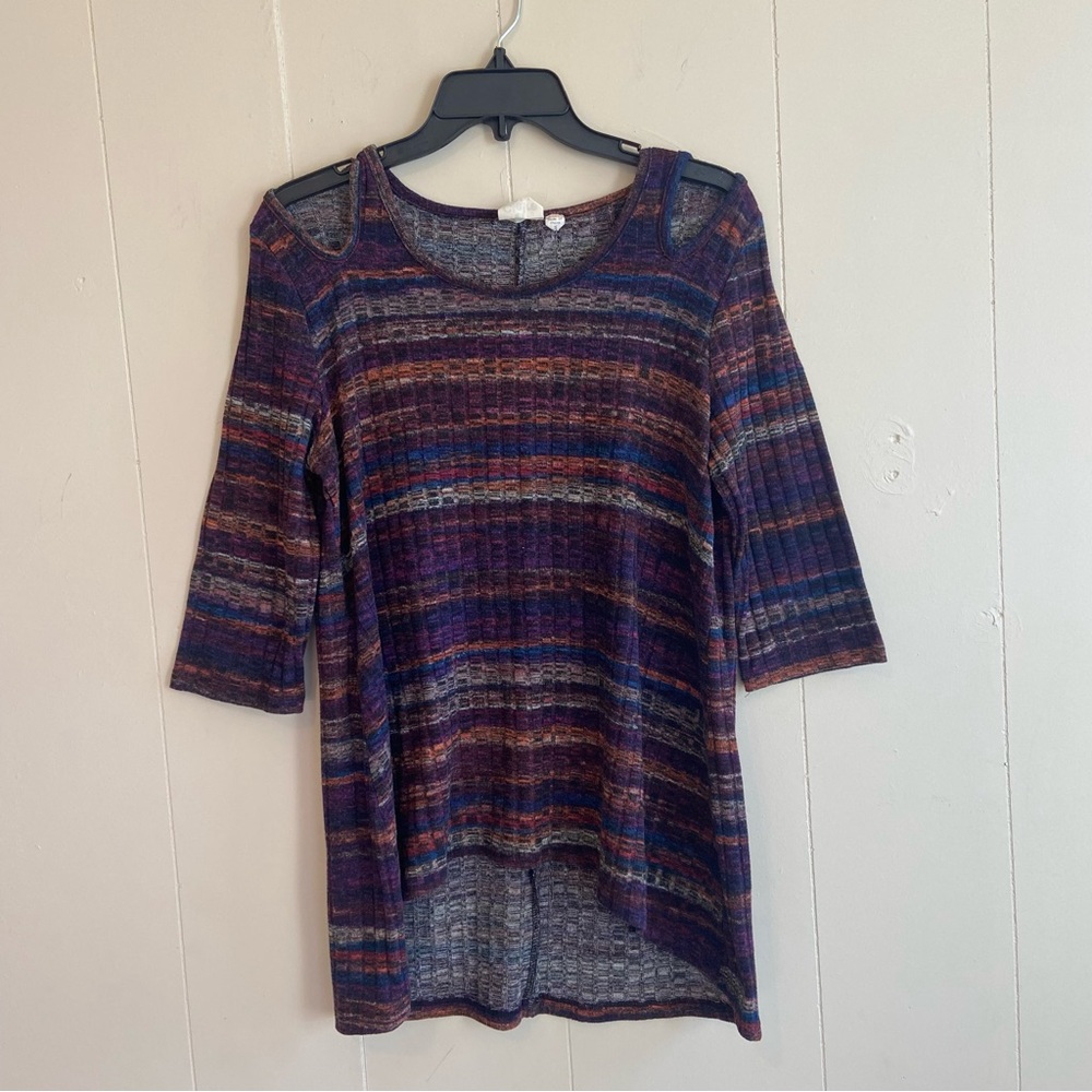 COCO AND CLAIRE Women’s Tunic Open Shoulder.
 Size L Ribbed Knit 3/4 sleeves